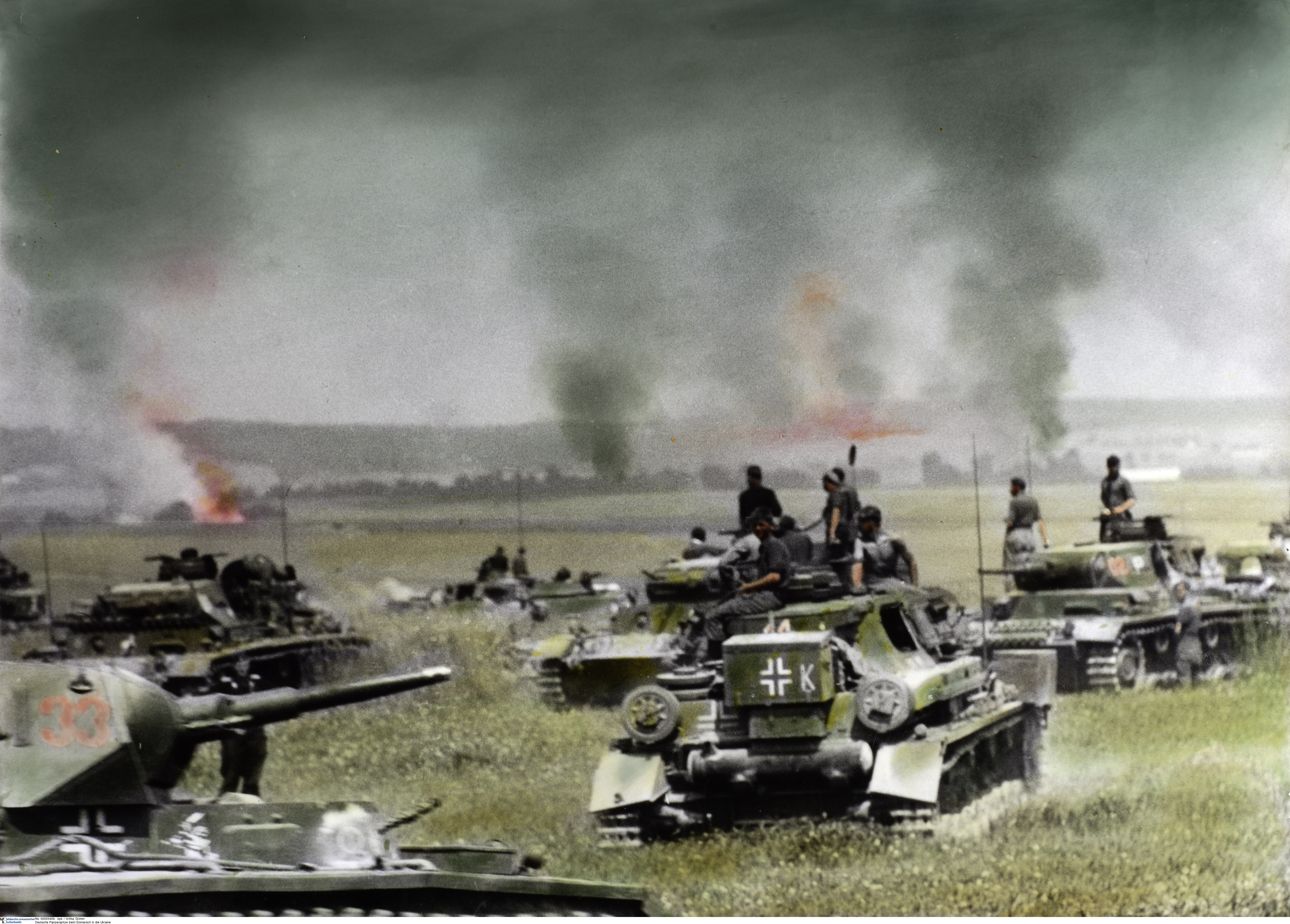 Танки нападение. Barbarossa 1941. Наступление вермахта 1941. Немецкие танки 1941 года Барбаросса. Танки вермахта на 22 июня 1941.